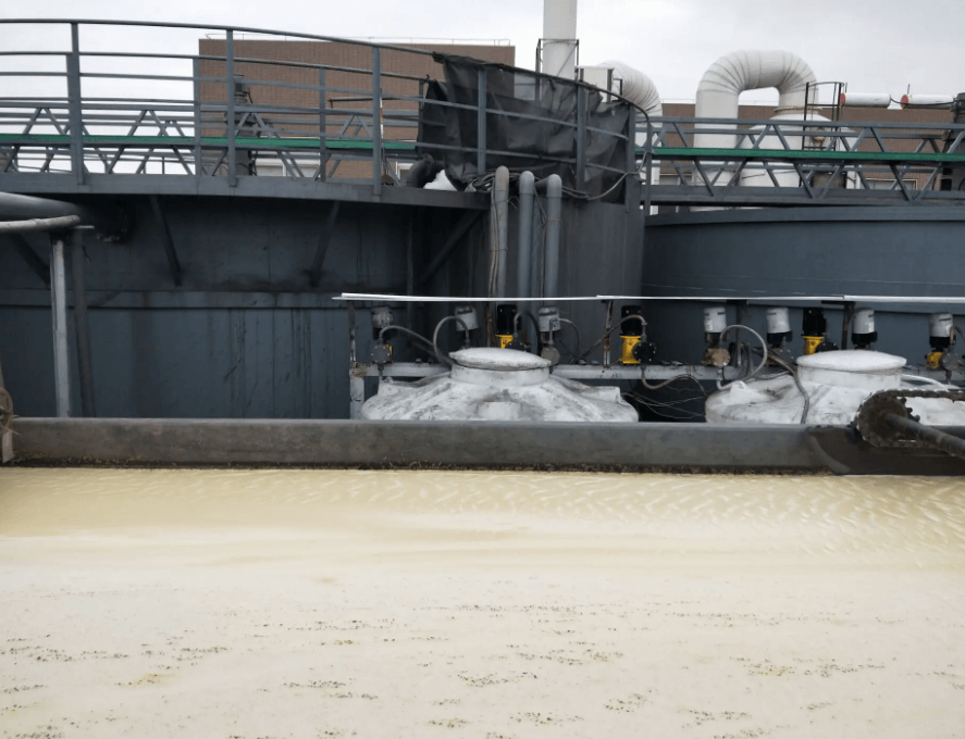 （圖：盾構(gòu)泥沙清洗污水泡沫處理）